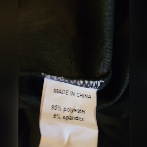 NWT Dress, Longer sleeves for Fall/Winter. - Picture 7 of 10